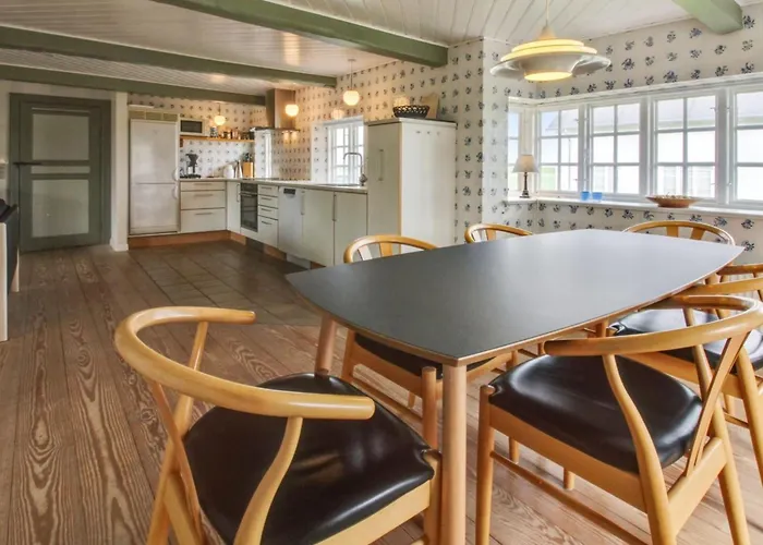 Ingulf - 18km From The Sea By Interhome